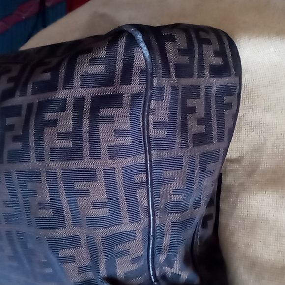 AUTHENTIC Vintage FENDI Zucca Handbag - Picture 6 of 16